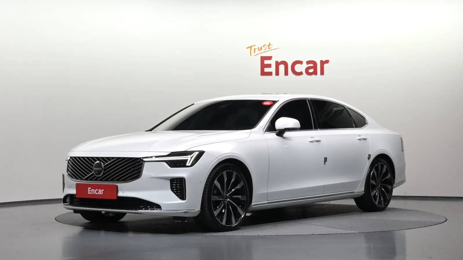 2026 Volvo S90