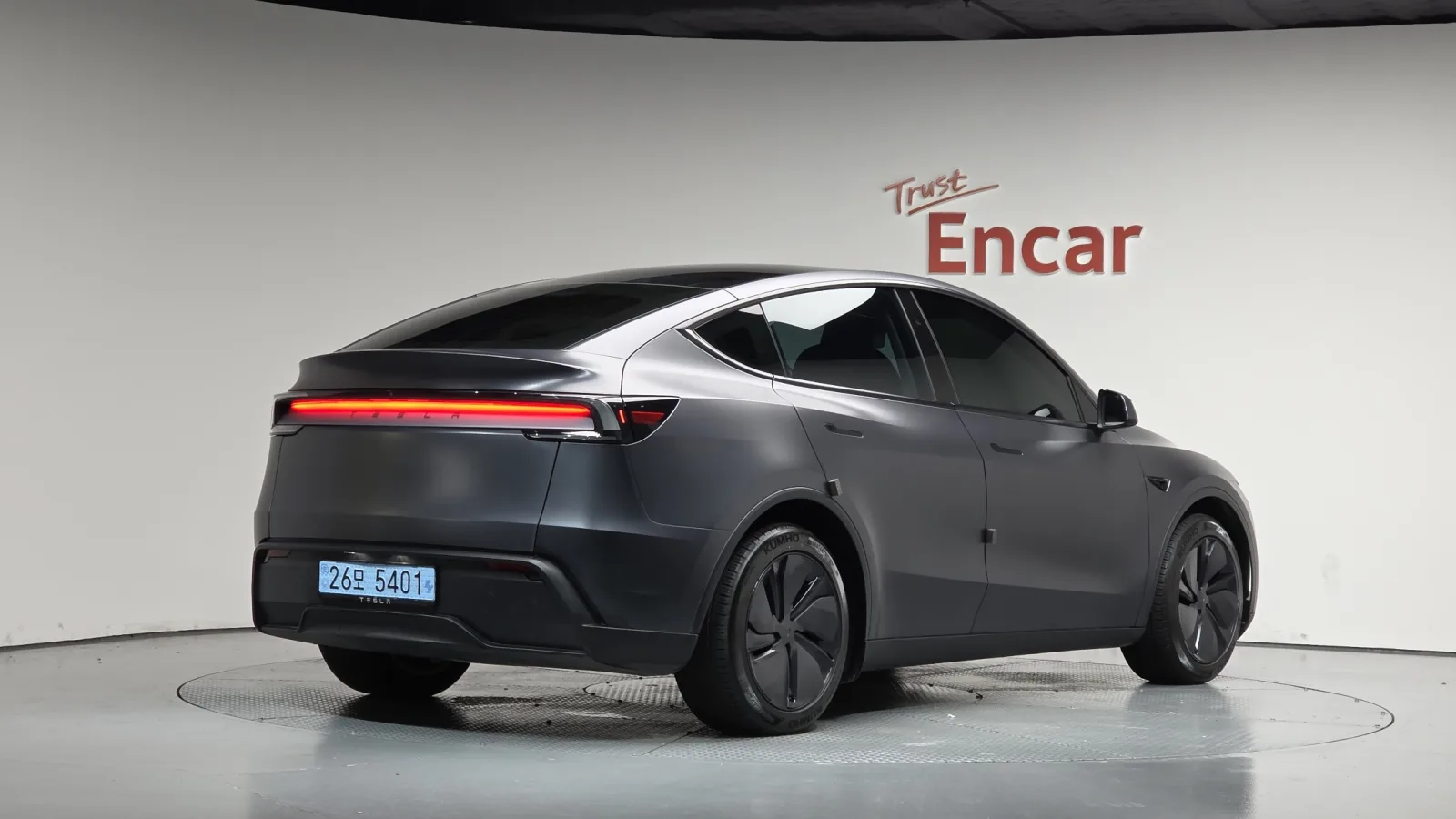 2025 Tesla Model Y