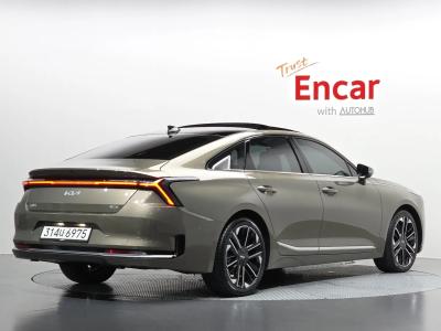 2026 Kia K8