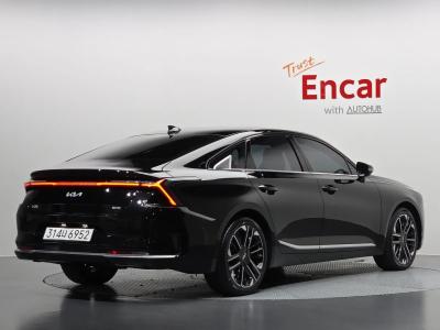 2026 Kia K8