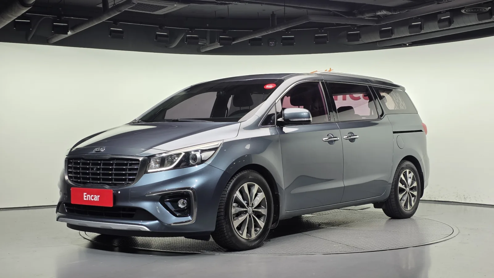 2016 Kia Carnival