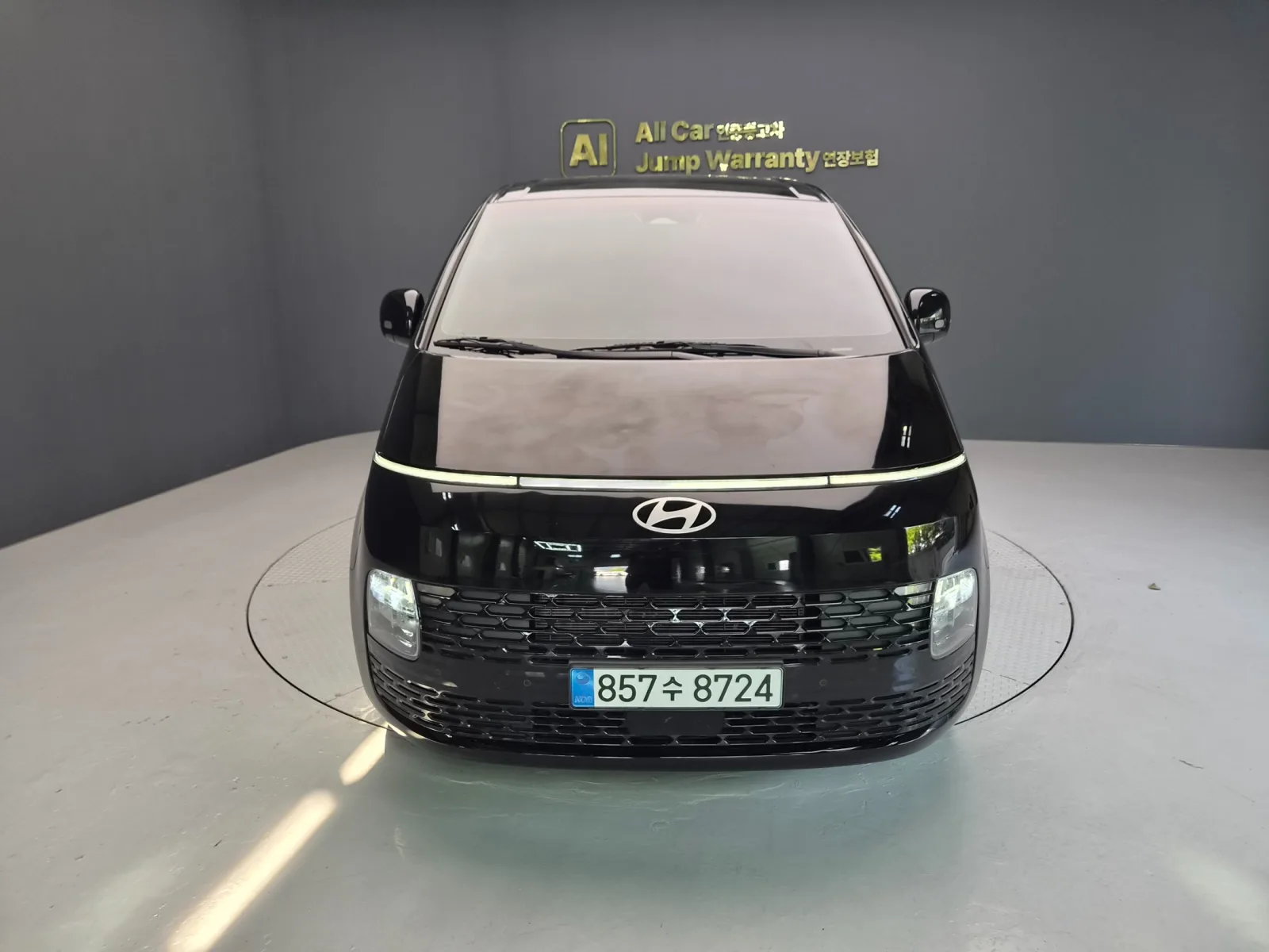 2025 Hyundai Staria