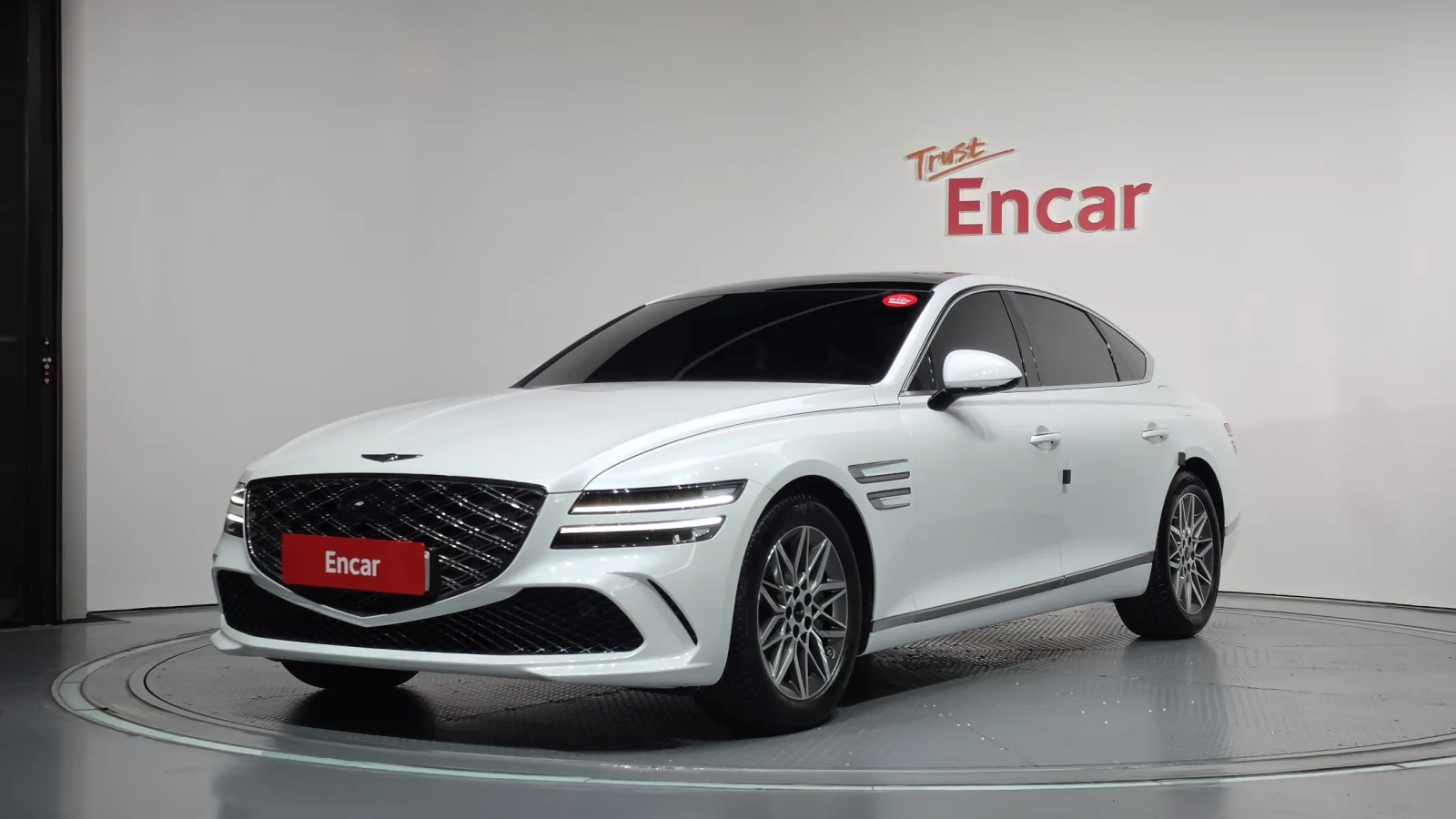 2025 Genesis G80