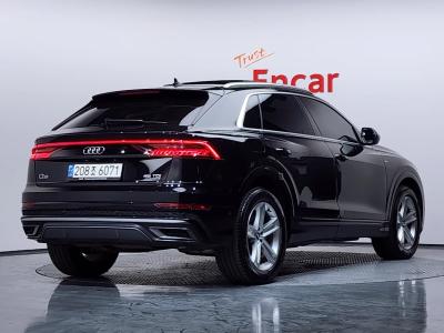 2021 Audi Q8