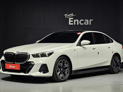 2025 BMW 5-Series