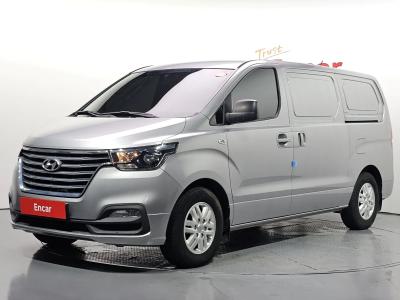 2021 Hyundai Starex