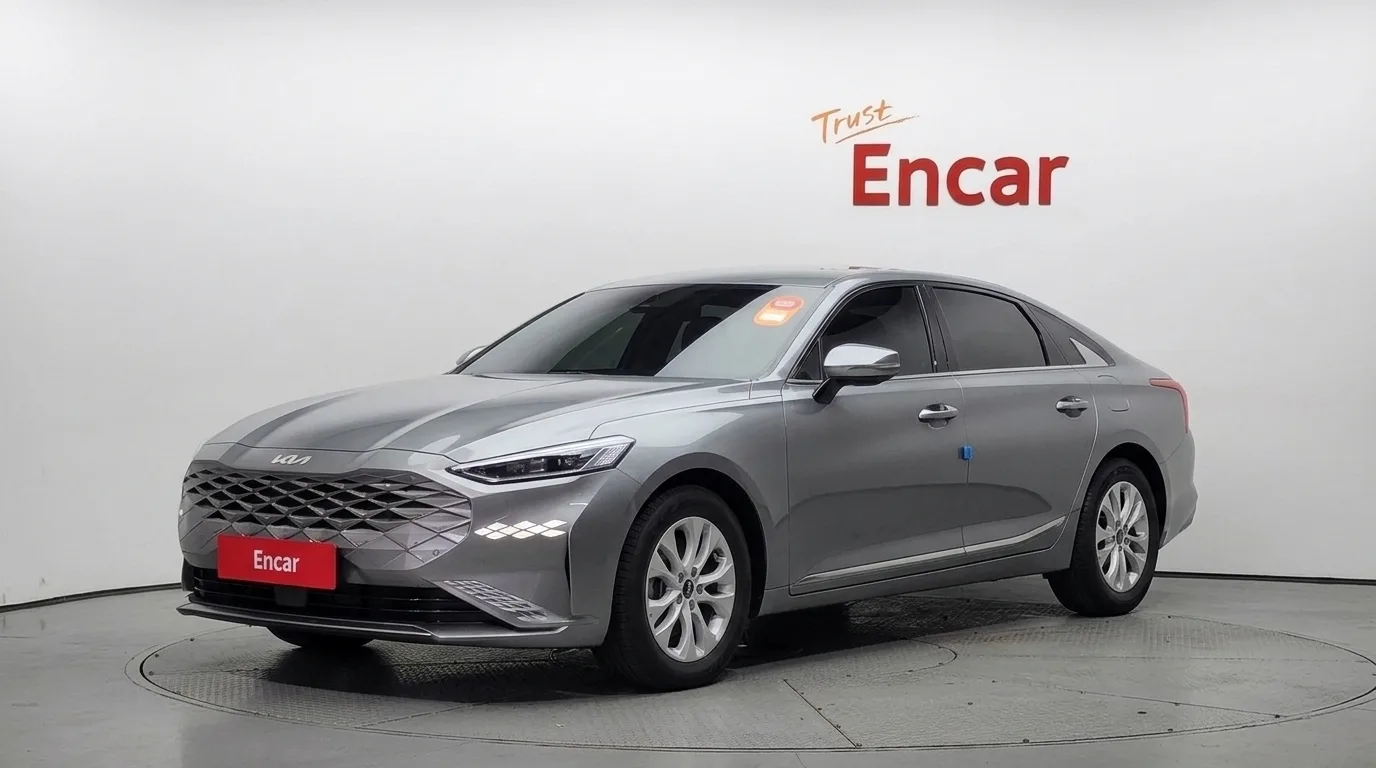 2023 Kia K8