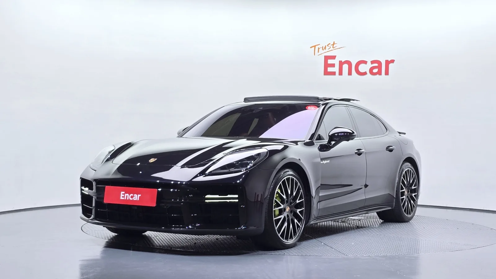 2025 Porsche Panamera