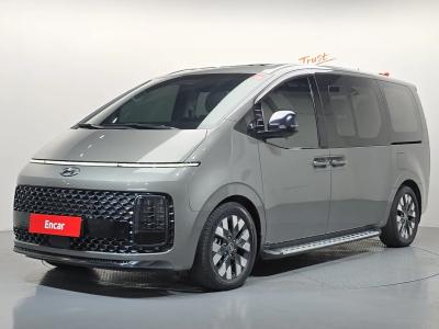 2022 Hyundai Staria