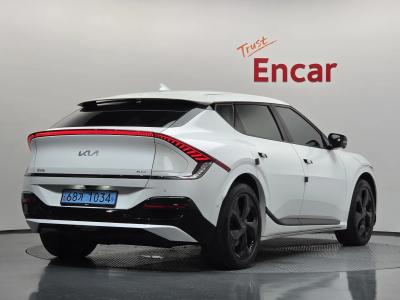 2023 Kia EV6