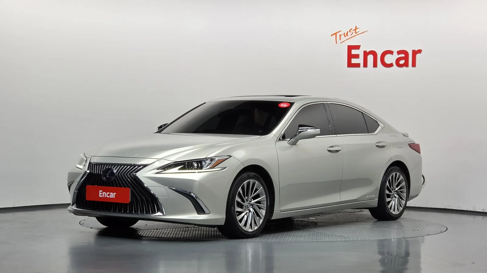 2019 Lexus ES