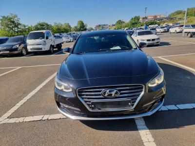 2017 Hyundai Grandeur