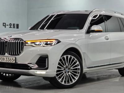 2020 BMW X7