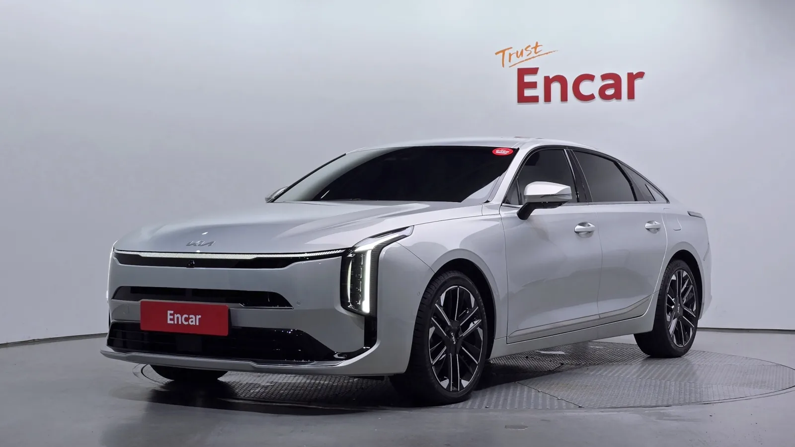 2025 Kia K8