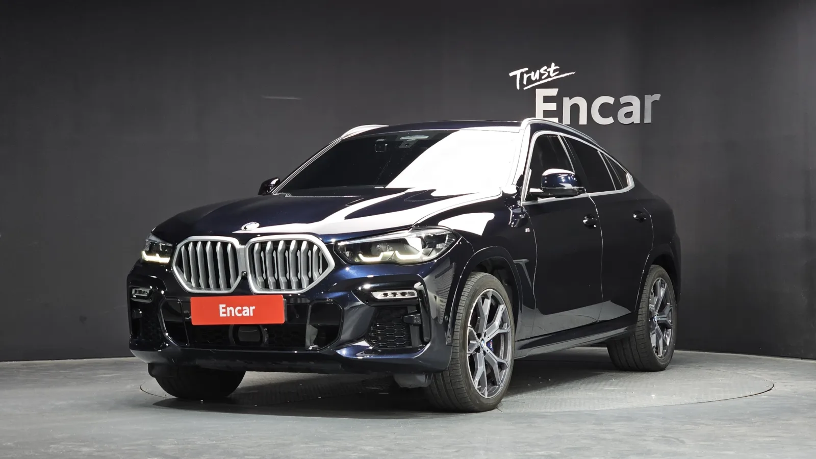 2021 BMW X6