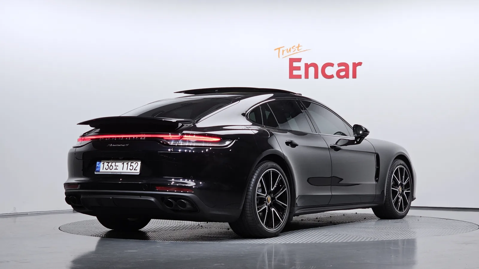 2021 Porsche Panamera