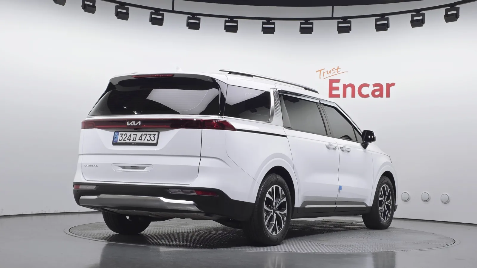 2023 Kia Carnival