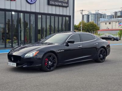2015 Maserati Quattroporte