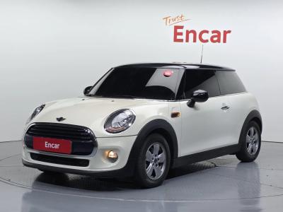 2016 MINI Cooper