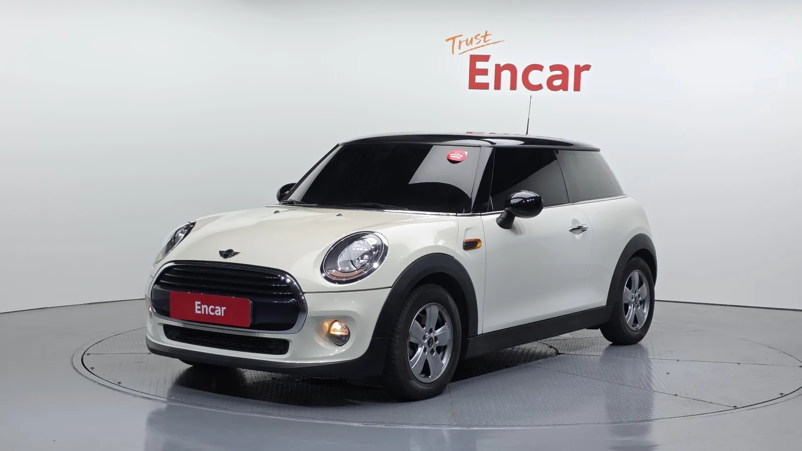 2016 MINI Cooper