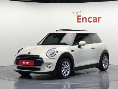 2015 MINI Cooper