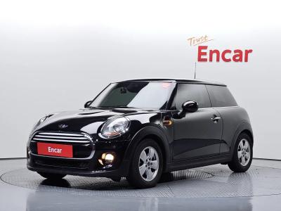 2015 MINI Cooper