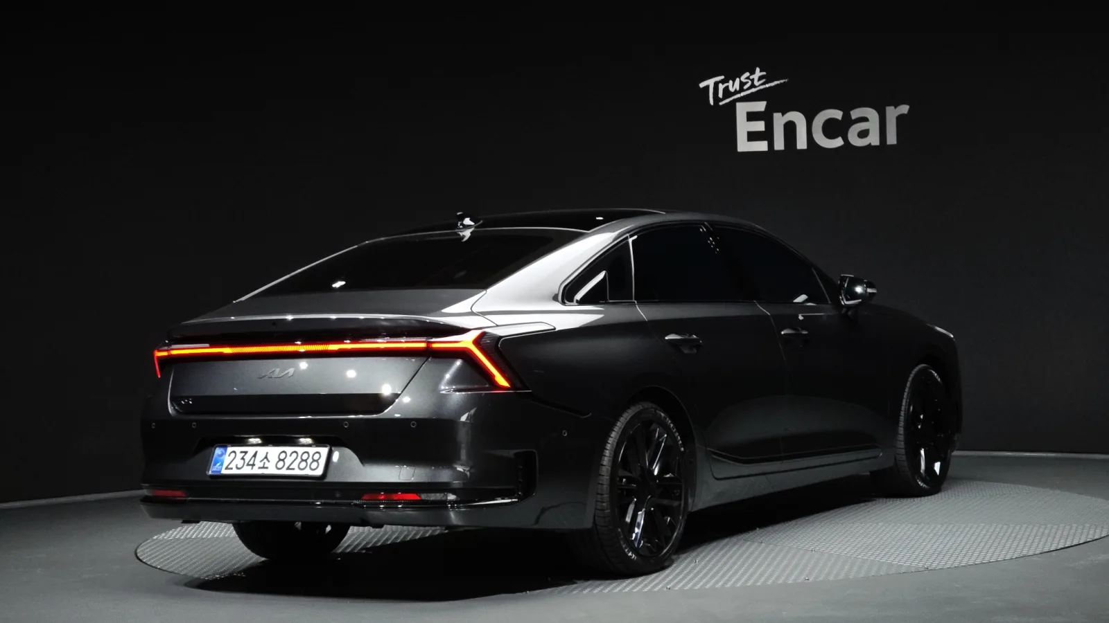 2025 Kia K8