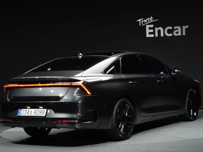2025 Kia K8