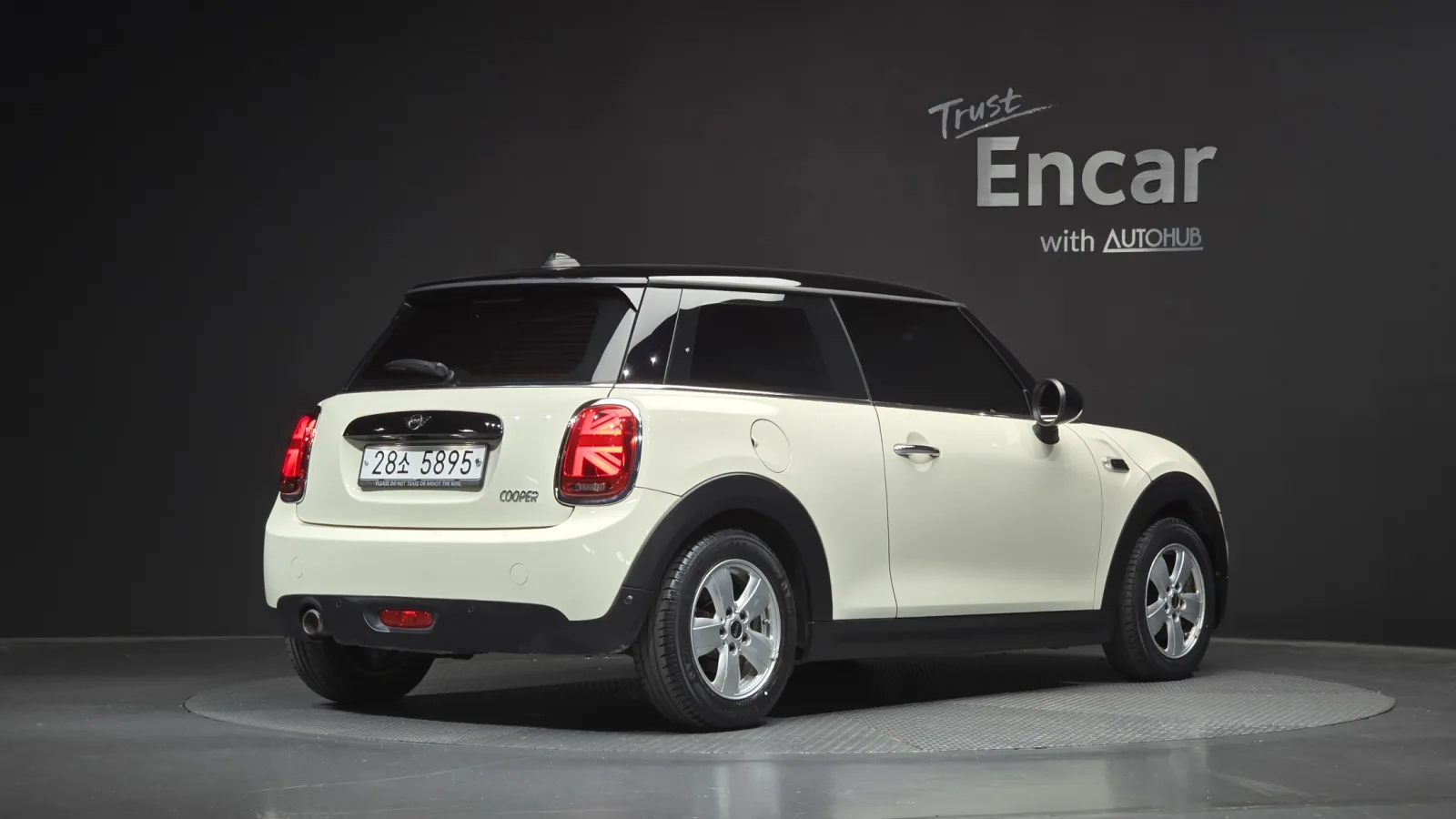 2019 MINI Cooper