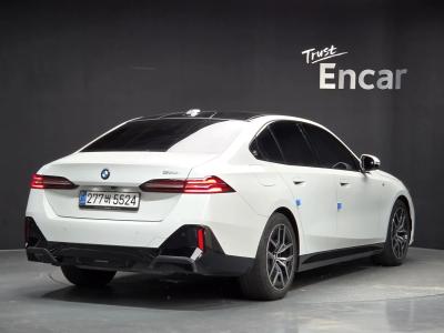 2025 BMW 5-Series