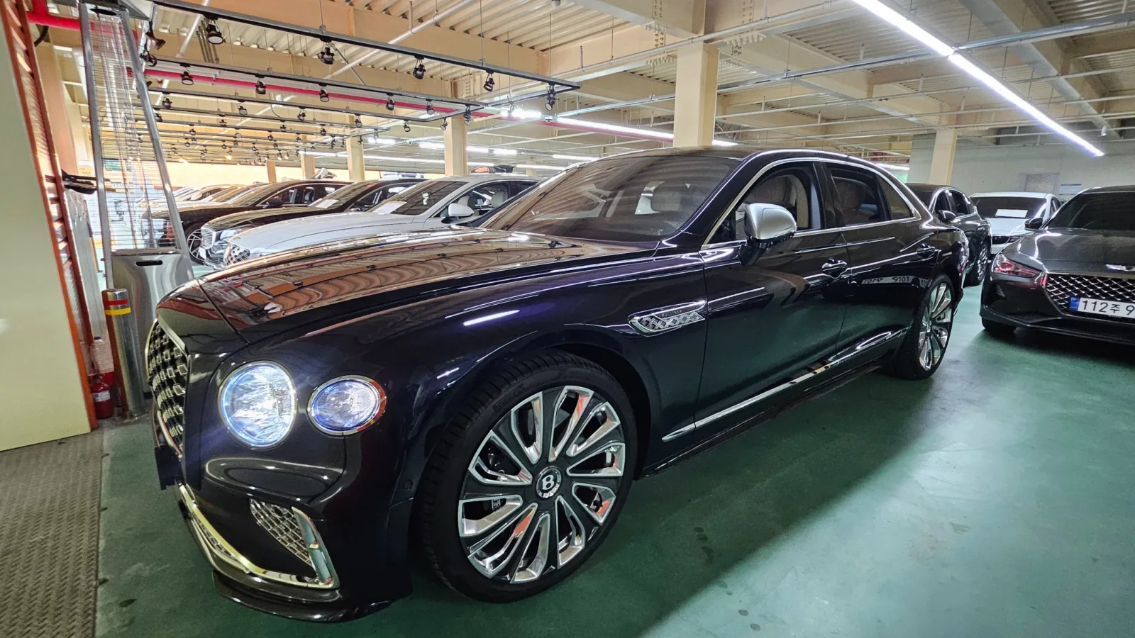 2025 Bentley Flying Spur