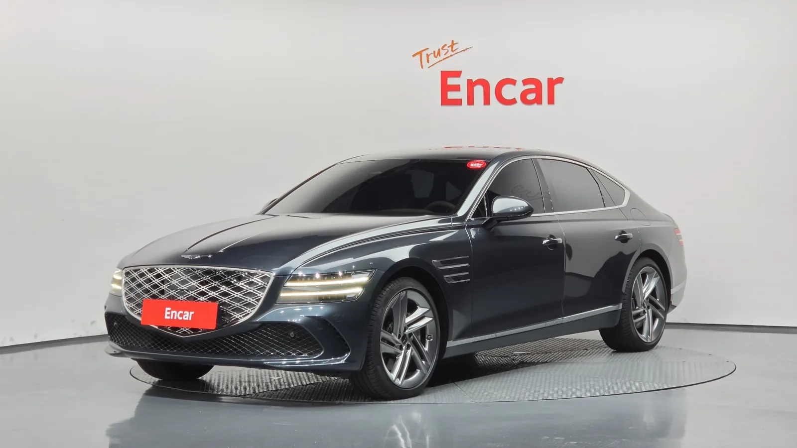 2025 Genesis G80
