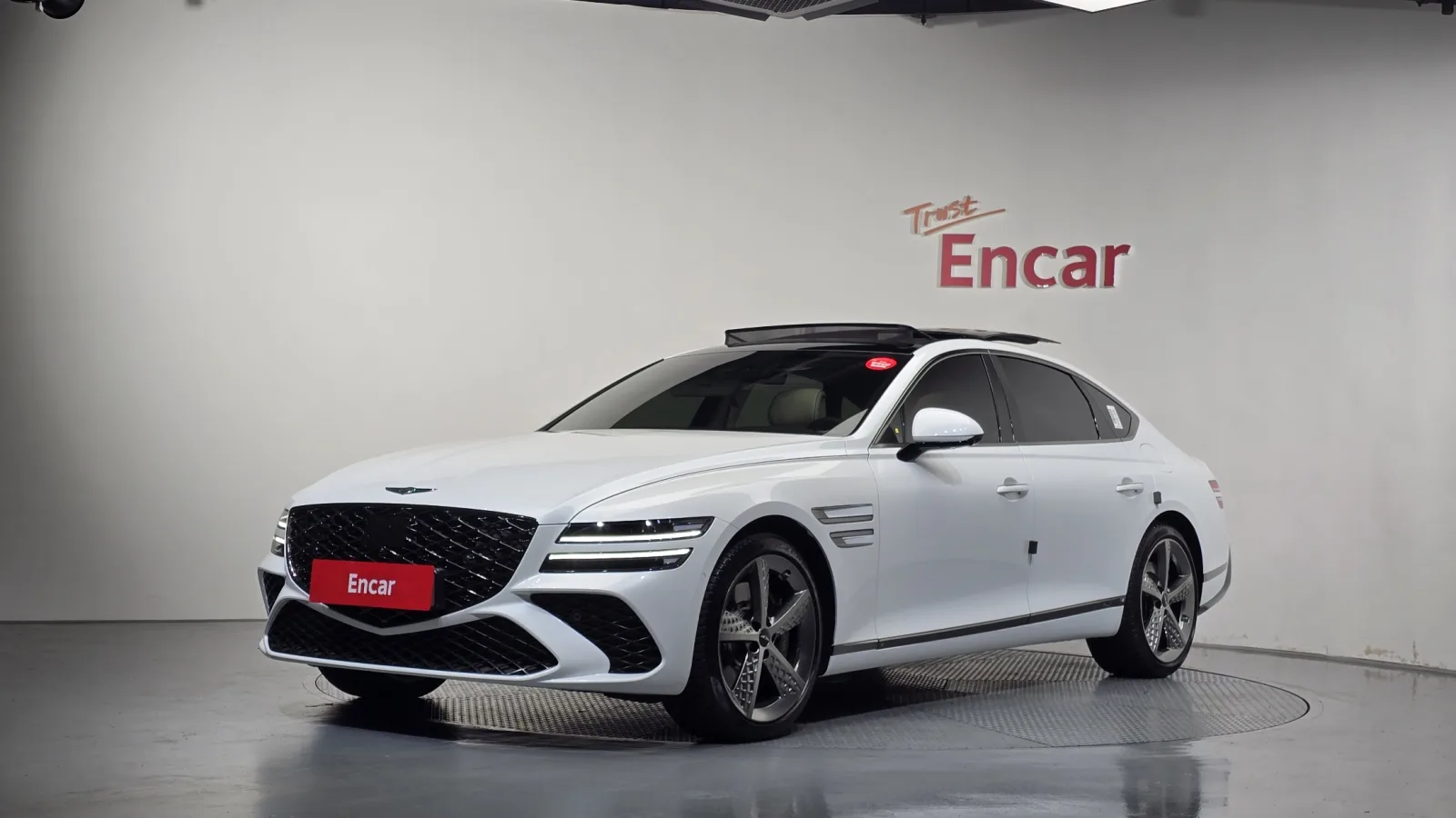 2025 Genesis G80