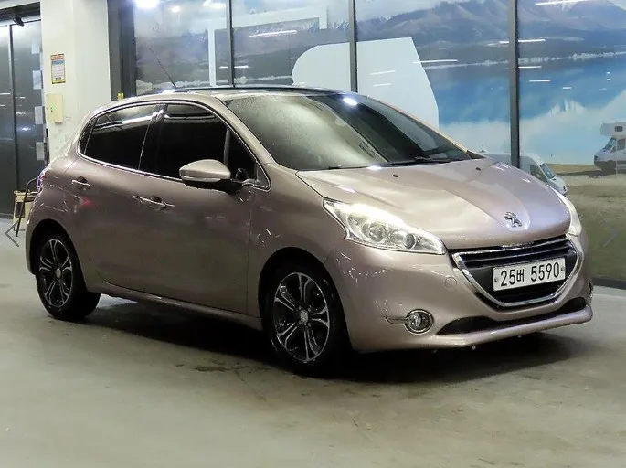 2013 Peugeot 208