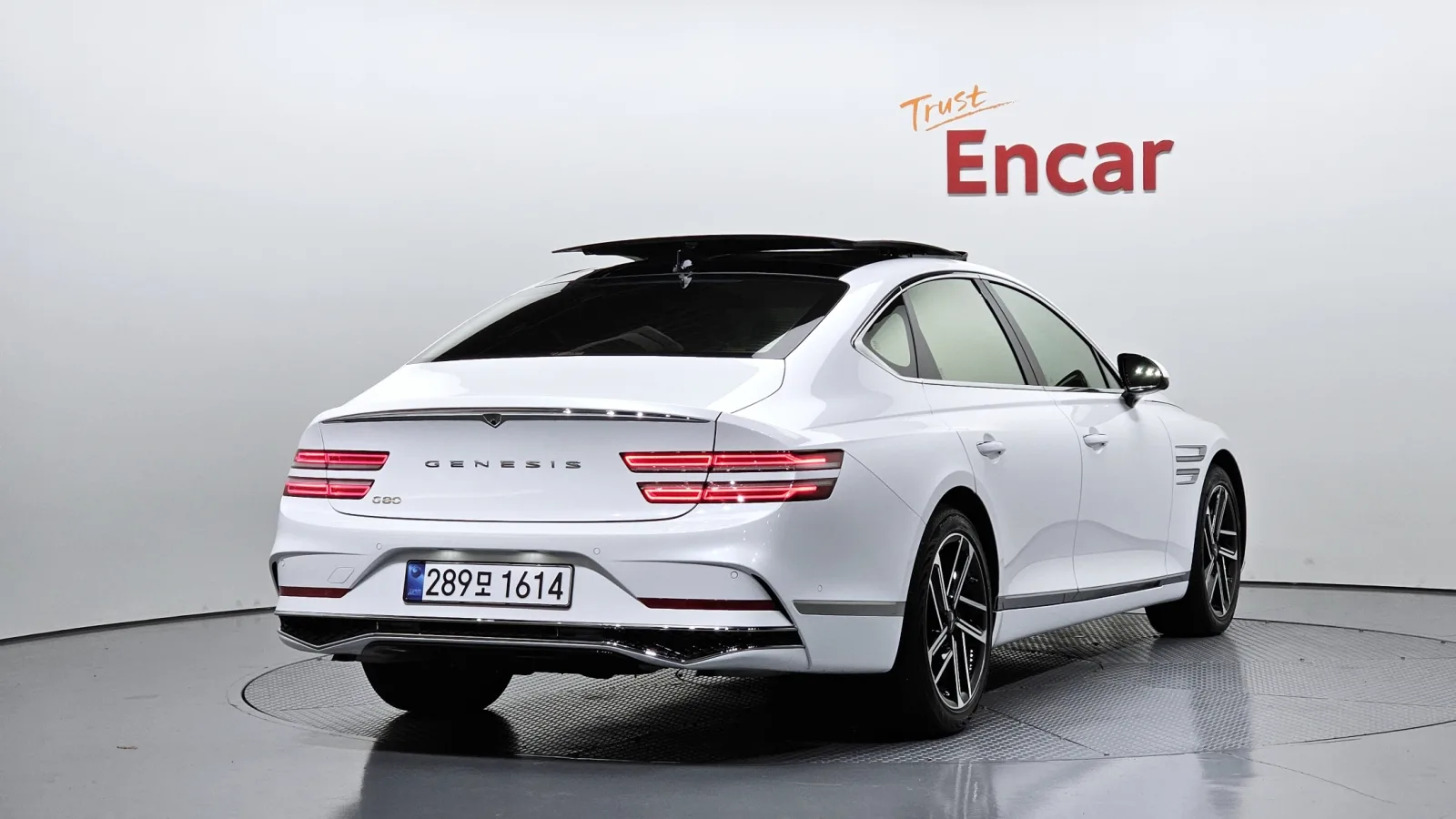 2026 Genesis G80