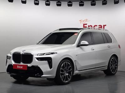 2025 BMW X7