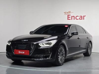 2018 Genesis EQ900