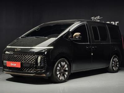 2023 Hyundai Staria
