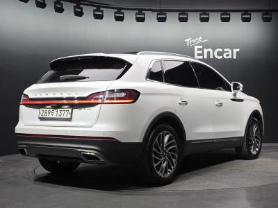 2020 Lincoln Nautilus