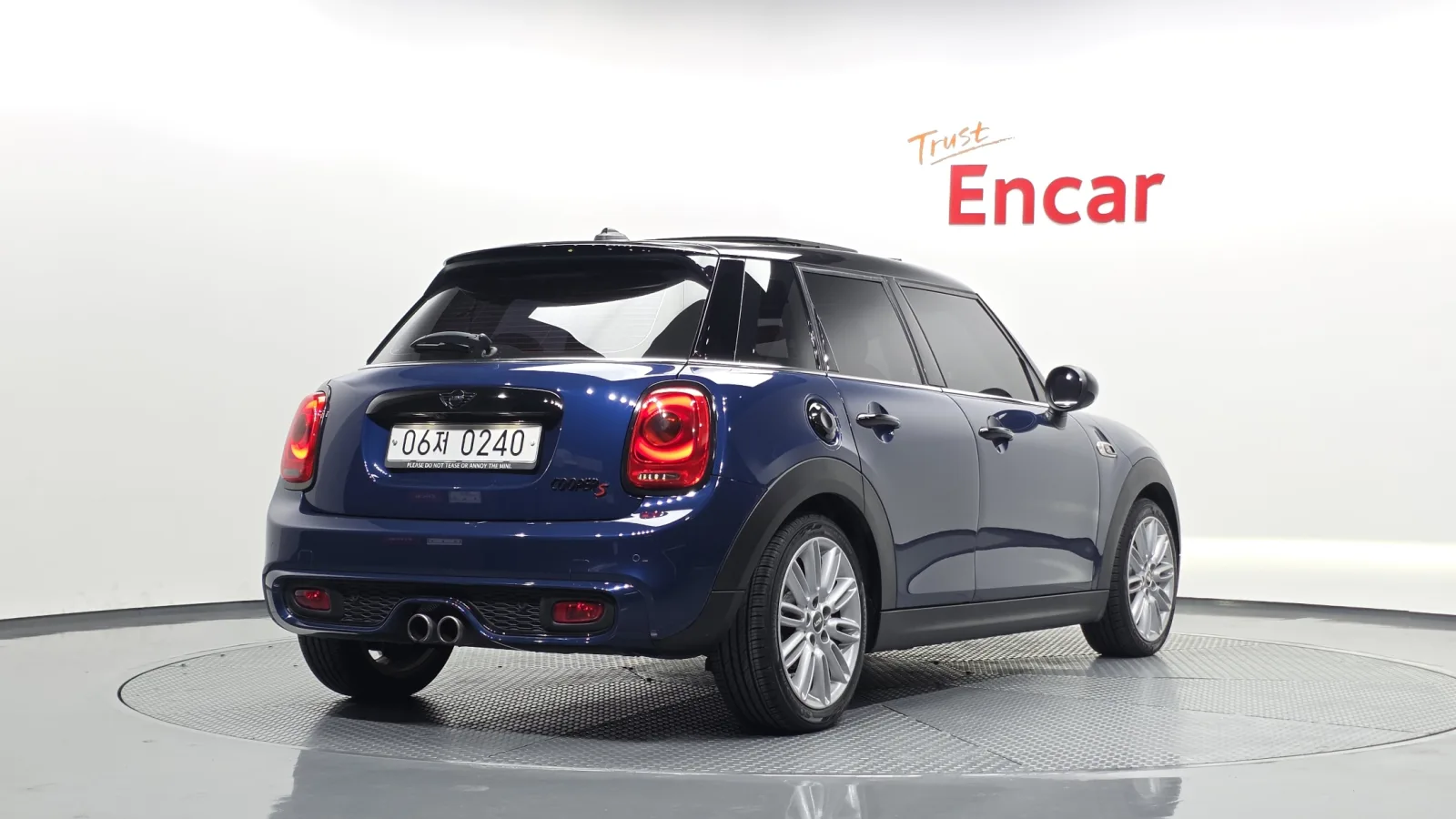 2016 MINI Cooper