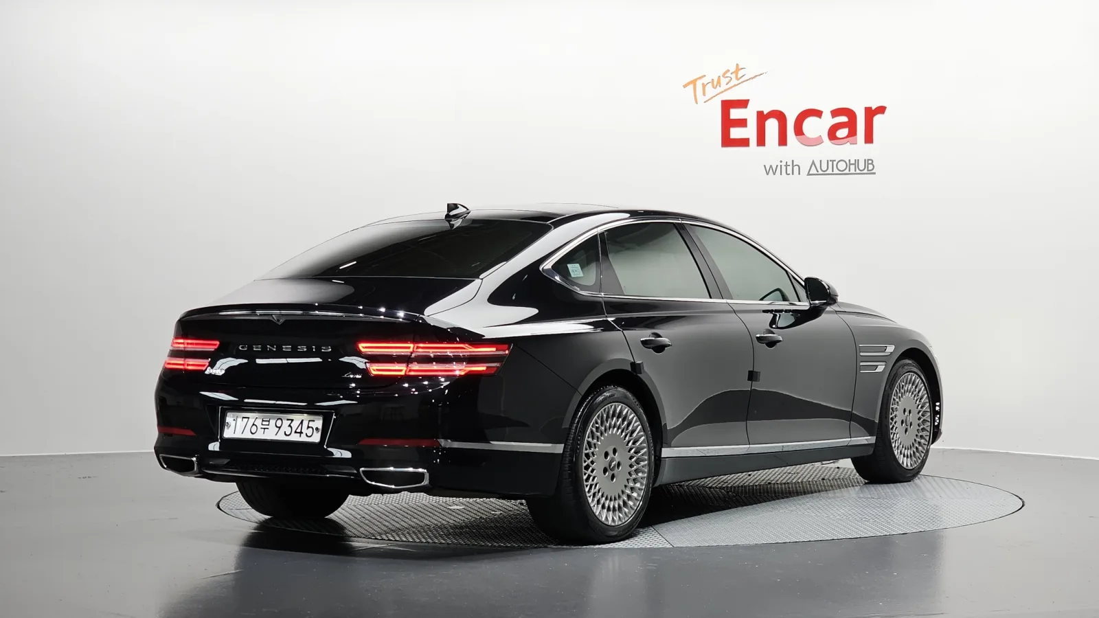 2021 Genesis G80