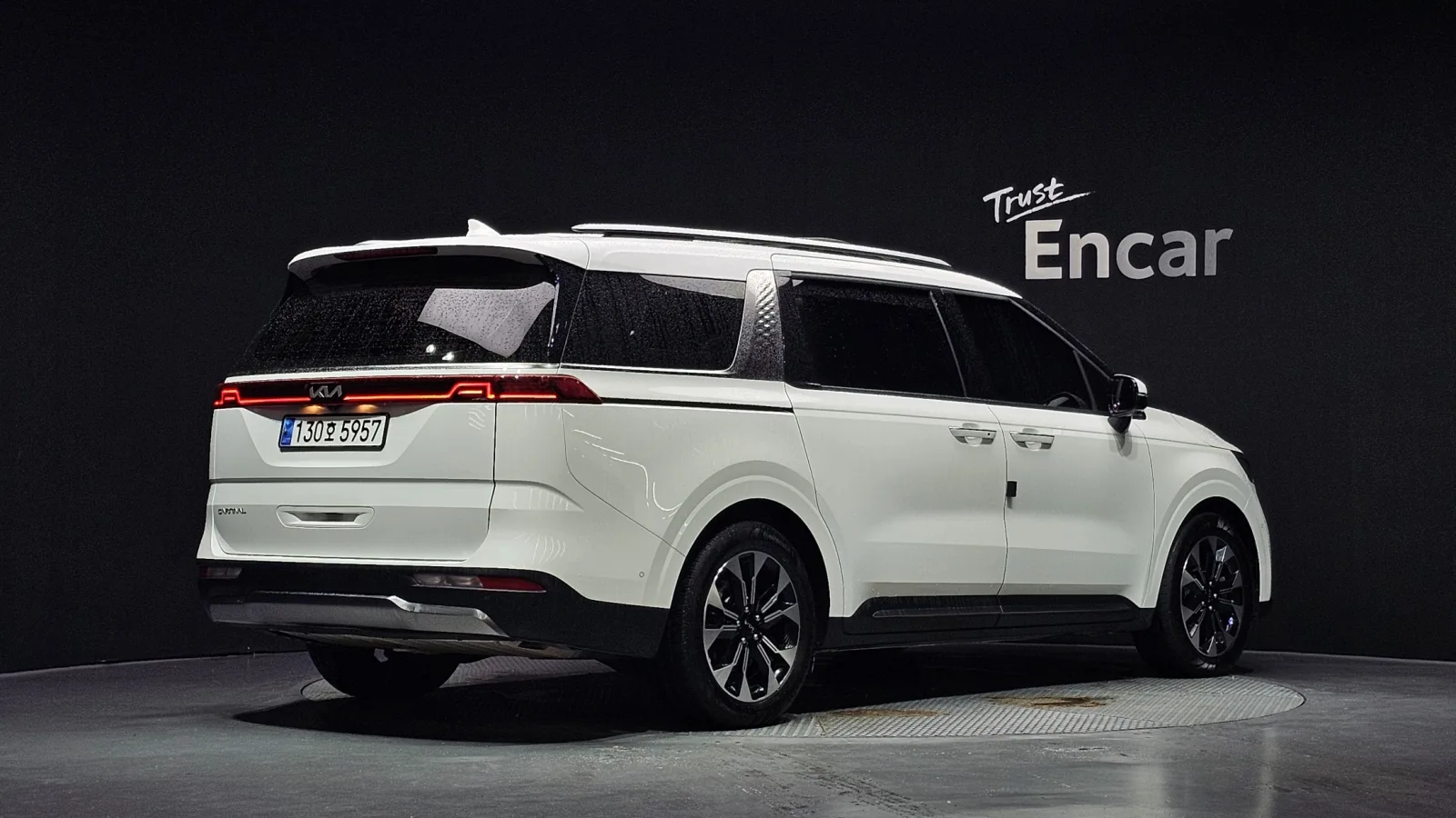 2023 Kia Carnival