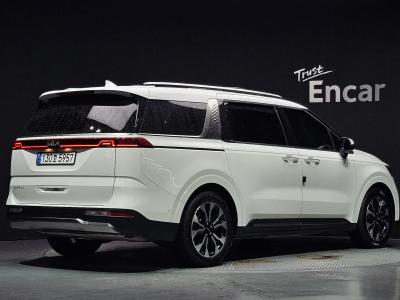 2023 Kia Carnival