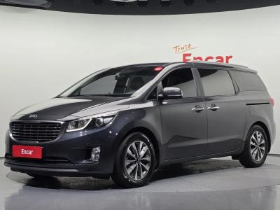 2015 Kia Carnival