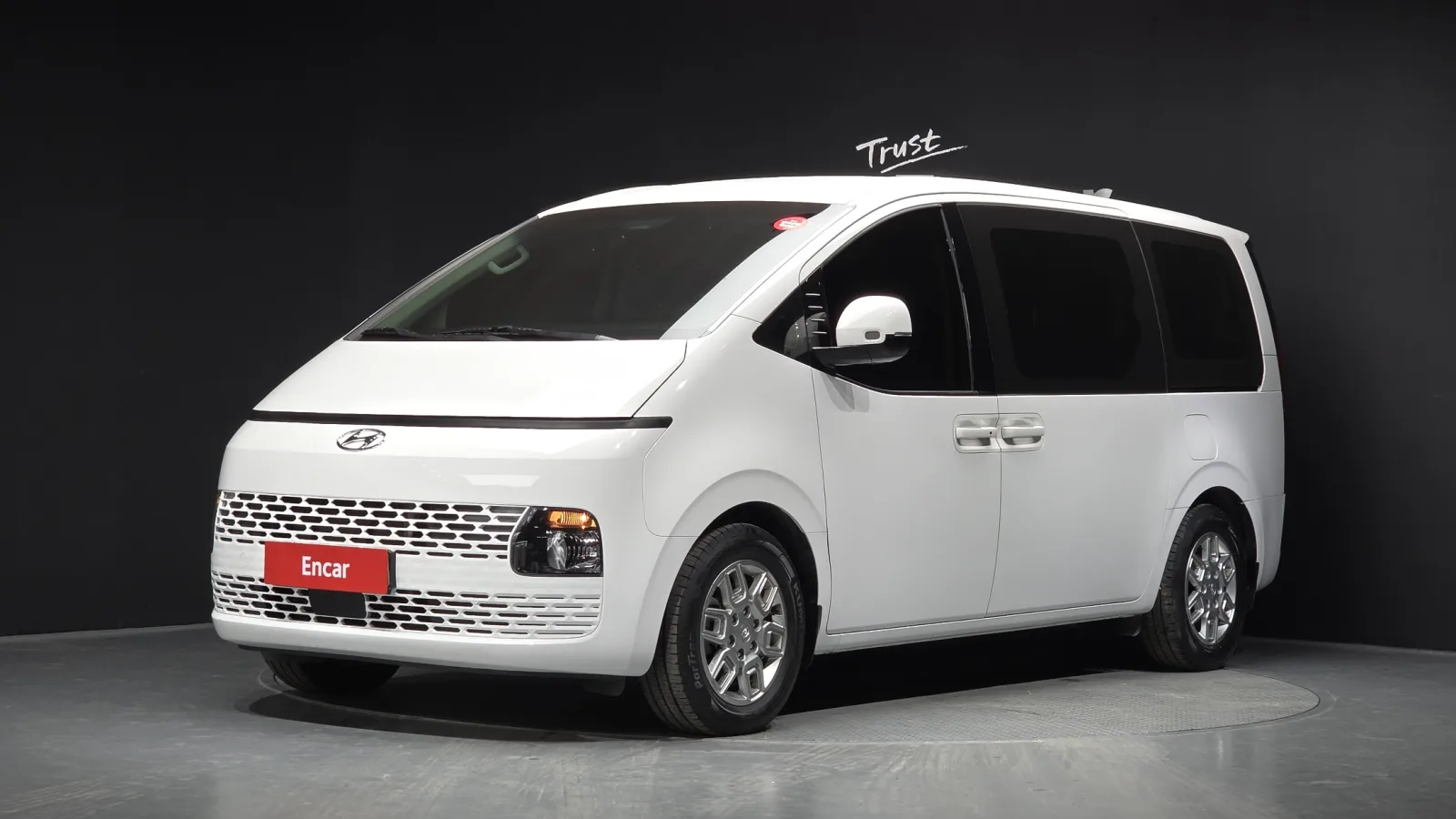 2023 Hyundai Staria