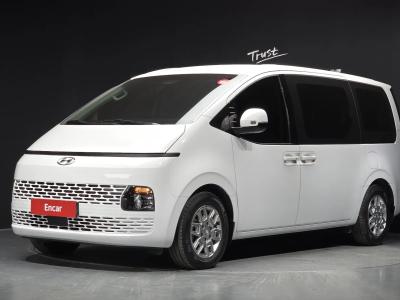 2023 Hyundai Staria
