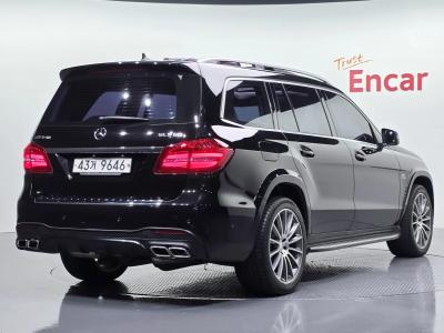 2017 Mercedes-Benz GLS-Class
