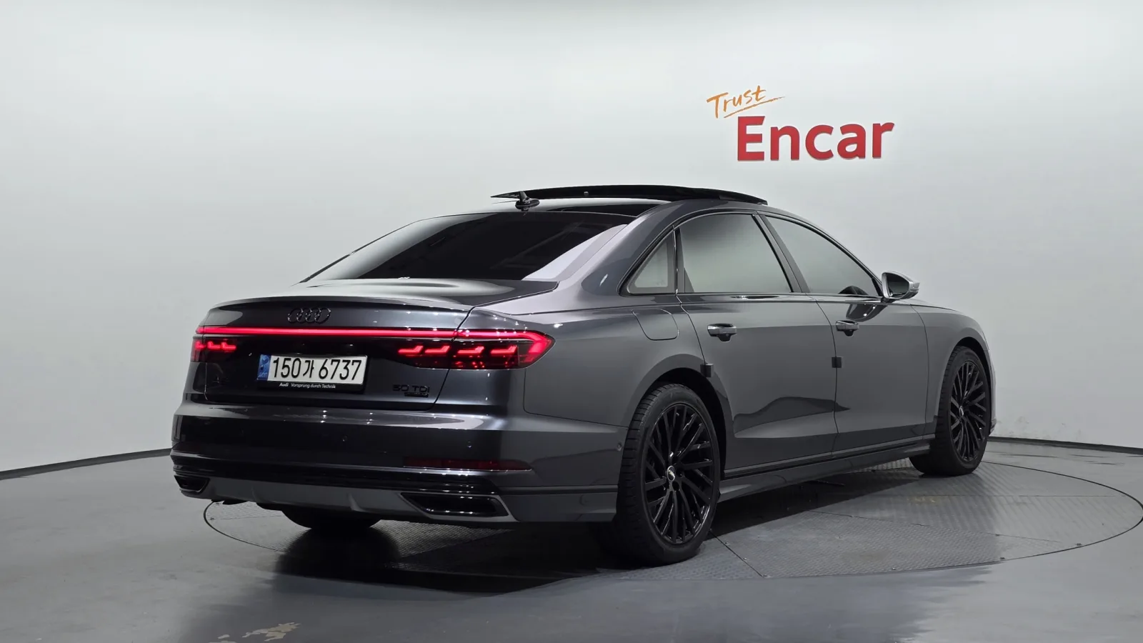 2021 Audi A8