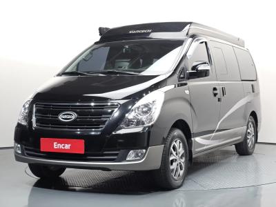 2017 Hyundai Grand Starex