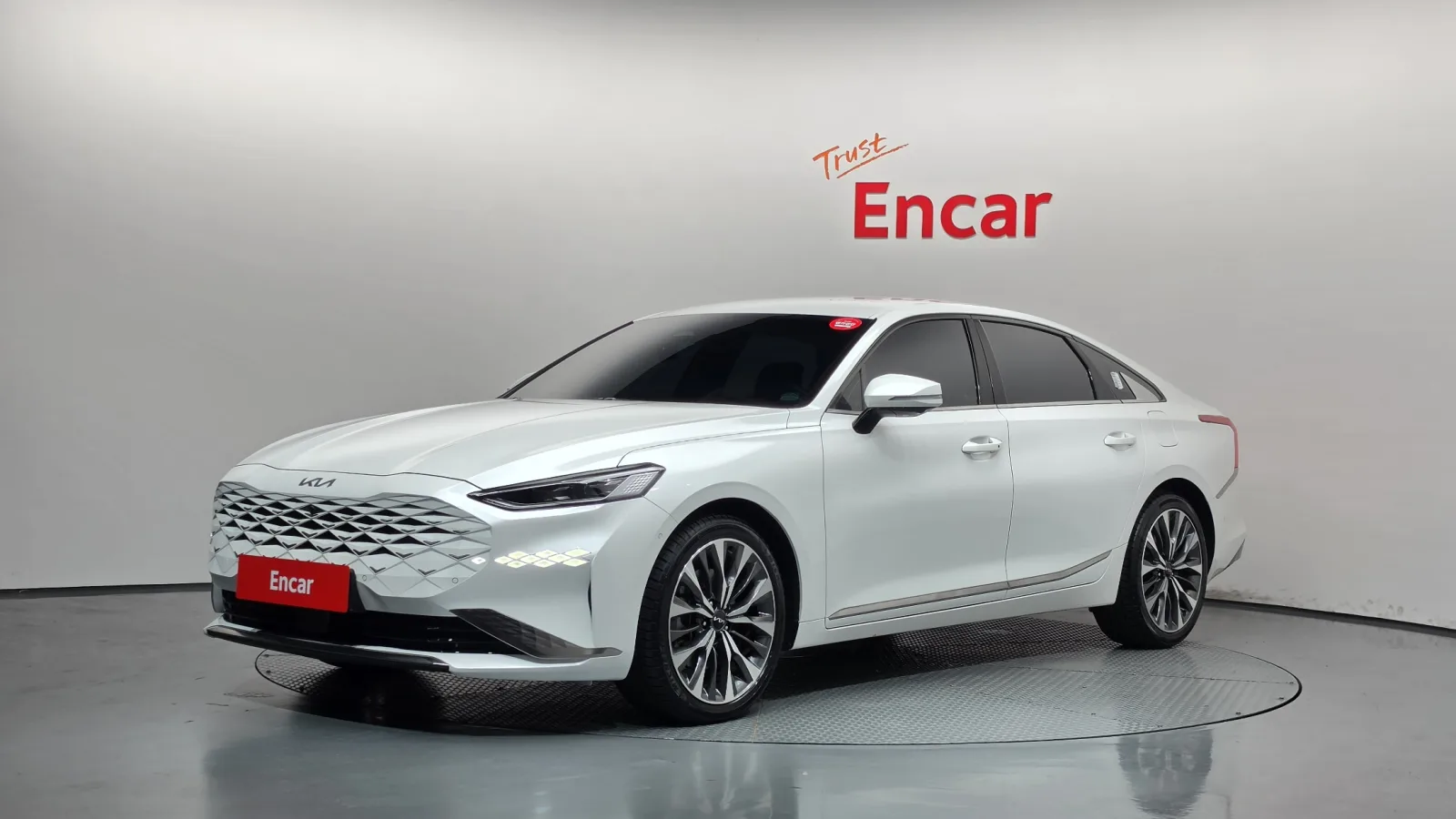 2023 Kia K8